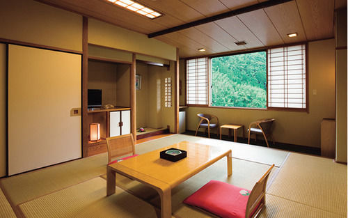 Shinshiyo Hotel Хита Екстериор снимка